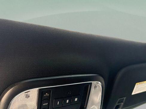 Used 2015 Jeep Grand Cherokee Altitude AWD/4WD image 17