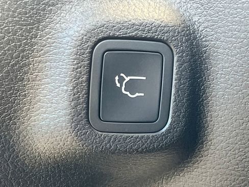 New 2026 Jeep Compass Limited image 7