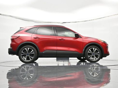 Used 2022 Ford Escape SEL w/ SEL Stealth AWD Package image 21