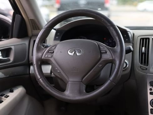 Used 2012 INFINITI G25 Journey RWD image 31
