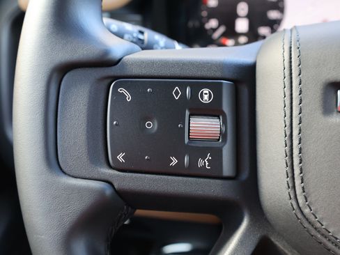 Used 2025 Land Rover Defender 130 X AWD/4WD image 19