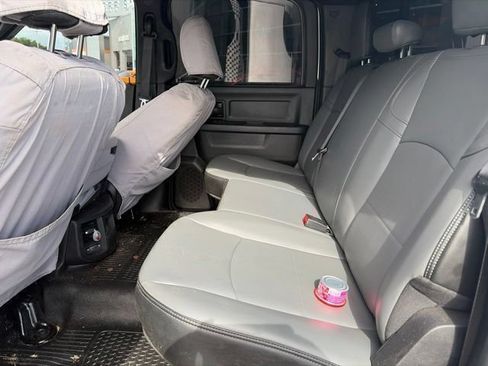Used 2022 RAM 2500 Tradesman w/ Chrome Appearance Group RWD image 10