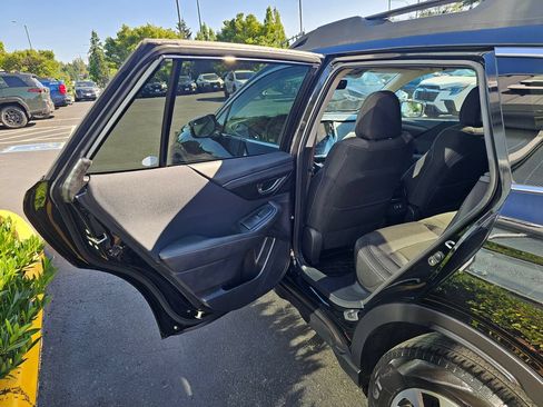 Used 2021 Subaru Outback Premium w/ Popular Package #1 AWD/4WD image 15