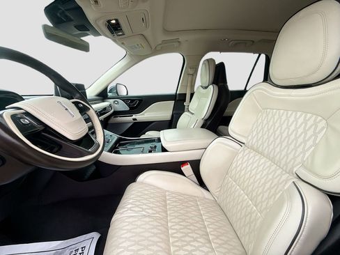 Used 2020 Lincoln Aviator Black Label w/ Dynamic Handling Package image 25