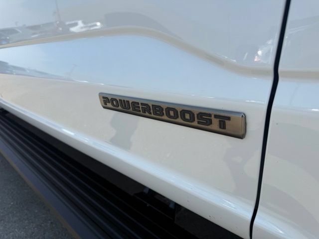 Used 2025 Ford F150 Platinum w/ Equipment Group 702A High AWD/4WD image 13