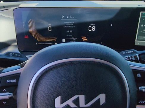 Used 2024 Kia Sorento S AWD/4WD image 32