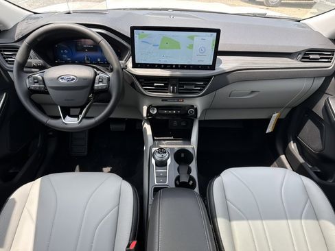 New 2025 Ford Escape SE w/ PHEV Premium Package image 19