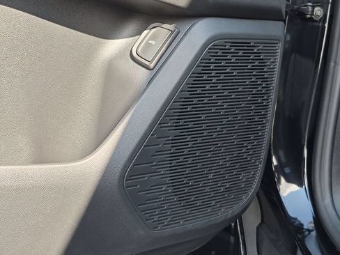 Certified 2025 Chevrolet Equinox RS w/ Convenience Package III FWD image 23