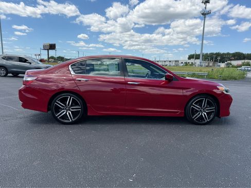 Used 2017 Honda Accord Sport Special Edition image 9