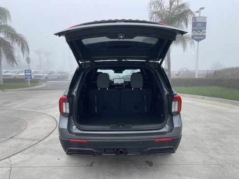 New 2026 Ford Explorer ST-Line w/ ST-Line Street Pack image 26