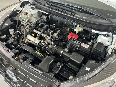 Used 2024 Nissan Kicks SV FWD image 11