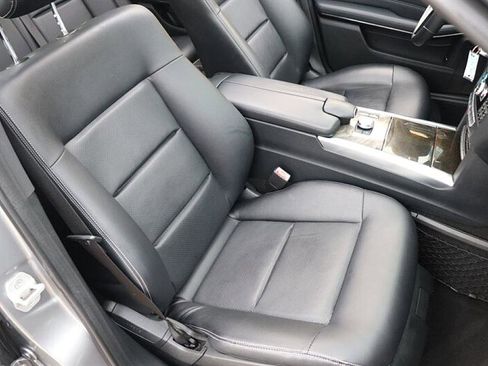 Used 2014 Mercedes-Benz E 350 Sedan image 12