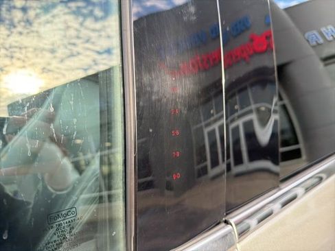 Used 2020 Ford Expedition Max XLT w/ Equipment Group 202A image 21