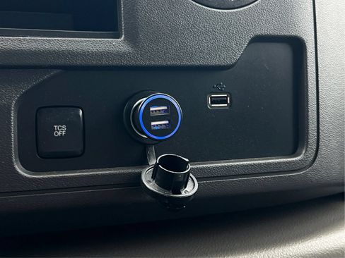Used 2024 Ford E-350 and Econoline 350 Super Duty w/ Power Windows & Locks Group RWD image 35