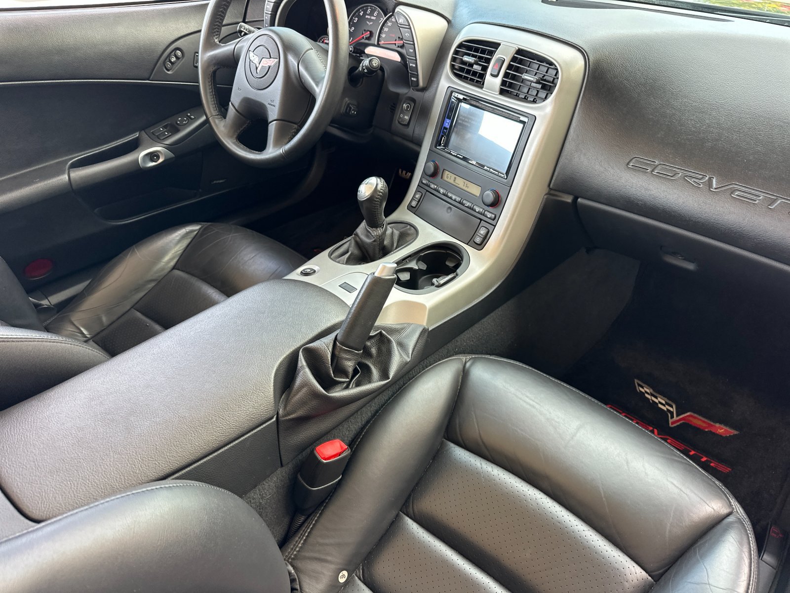 Used 2005 Chevrolet Corvette Convertible w/ Preferred Equipment Group RWD image 15