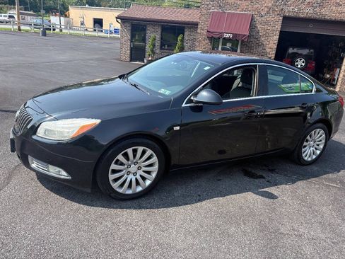 Used 2011 Buick Regal CXL w/ RL2 Preferred Equipment Group FWD image 7