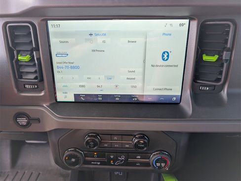 Used 2024 Ford Bronco Black Diamond image 17