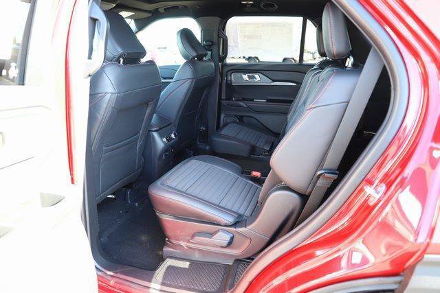 New 2026 Ford Explorer ST-Line w/ ST-Line Street Pack AWD/4WD image 18