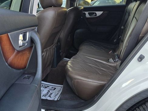 Used 2012 INFINITI FX35 AWD w/ Premium Pkg image 12