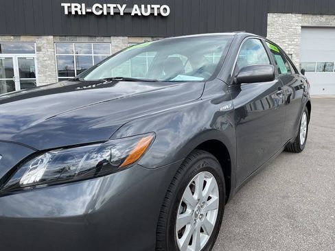 Used 2009 Toyota Camry Hybrid FWD image 2