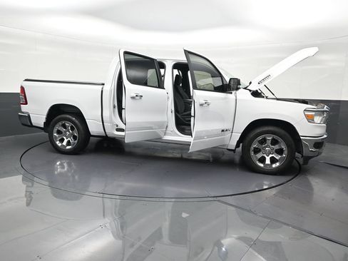 Used 2019 RAM 1500 Big Horn RWD image 34
