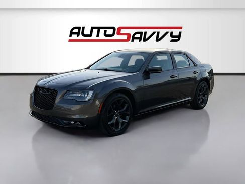 Used 2021 Chrysler 300 S image 3