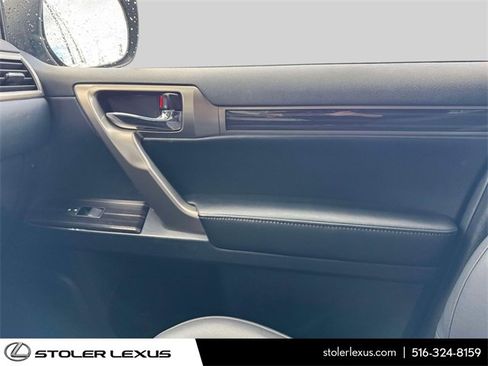 Used 2021 Lexus GX 460 Premium w/ Premium Package image 40