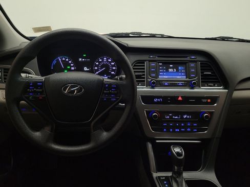 Used 2016 Hyundai Sonata SE image 22