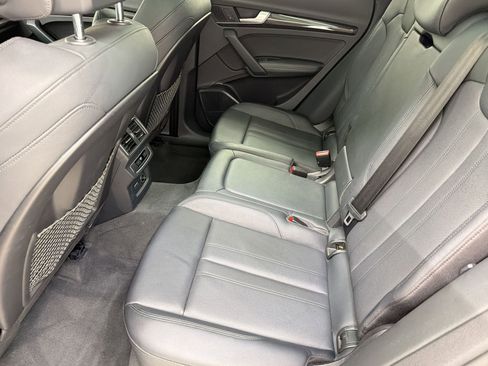 Used 2019 Audi SQ5 Prestige w/ Prestige Package image 14