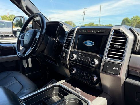 Used 2017 Ford F350 Platinum w/ Platinum Ultimate Package AWD/4WD image 14