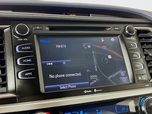 Certified 2015 Toyota Highlander XLE image 15