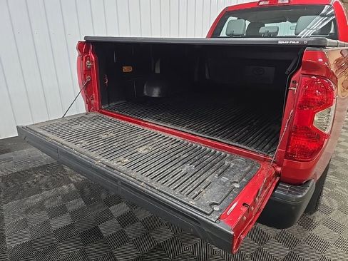 Used 2017 Toyota Tundra SR AWD/4WD image 11