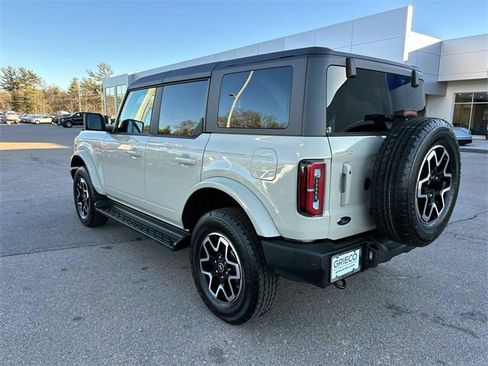 Used 2025 Ford Bronco Outer Banks image 5