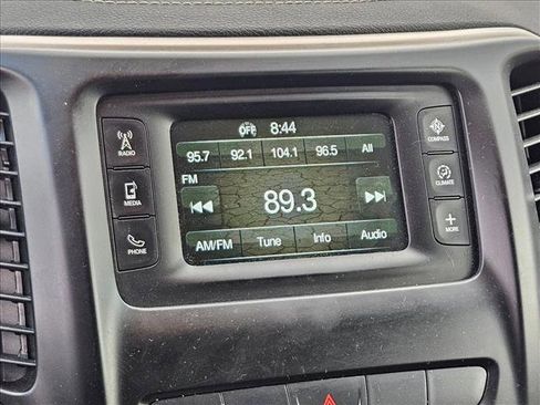 Used 2014 Jeep Cherokee Latitude w/ Cold Weather Group image 10