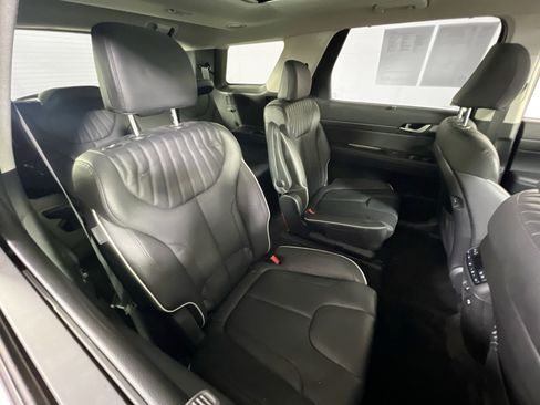 Used 2023 Hyundai Palisade Limited AWD/4WD image 28
