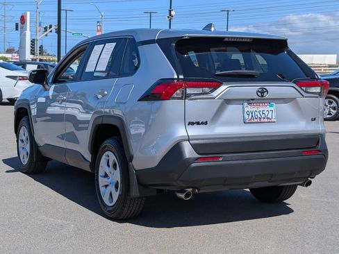 Used 2025 Toyota RAV4 LE image 12