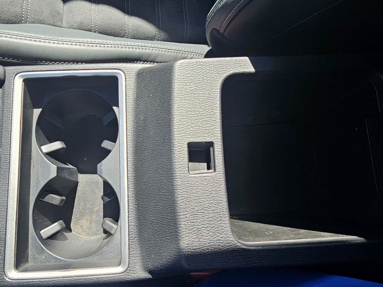 Used 2022 Mitsubishi Outlander SE AWD/4WD image 45