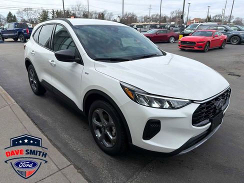New 2025 Ford Escape ST-Line w/ Cold Weather Package AWD/4WD image 3