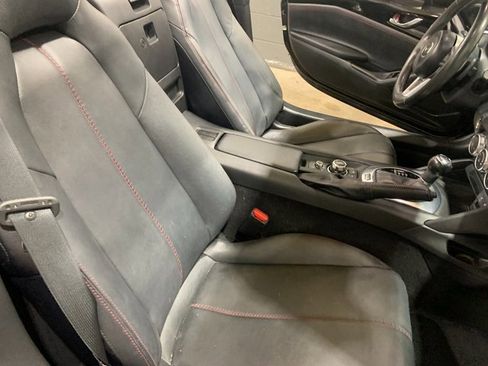 Used 2017 MAZDA MX-5 Miata Grand Touring image 8