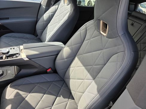 New 2026 BMW iX xDrive60 image 9