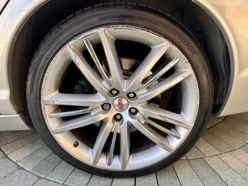 Used 2009 Jaguar XJ Vanden Plas Super V8 Portfolio RWD image 32