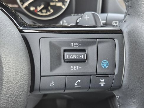 Used 2023 Nissan Rogue SL w/ SL Premium Package FWD image 19