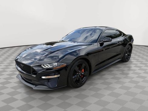 Used 2021 Ford Mustang GT Premium w/ Equipment Group 401A RWD image 3