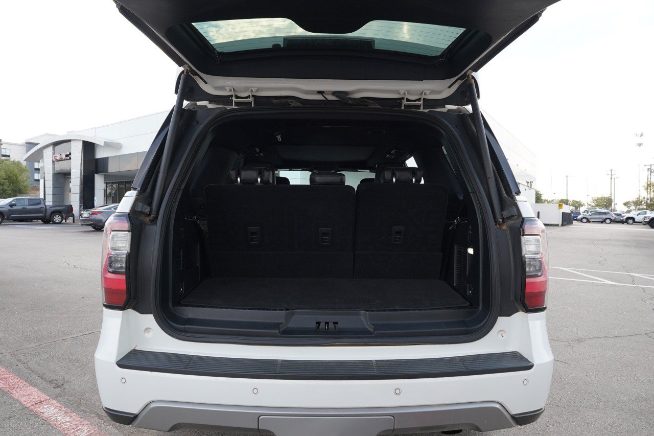 Used 2021 Ford Expedition Limited RWD image 24