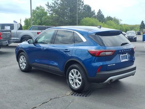 Used 2023 Ford Escape Active AWD/4WD image 4