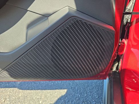 Certified 2025 Honda Accord LX image 15