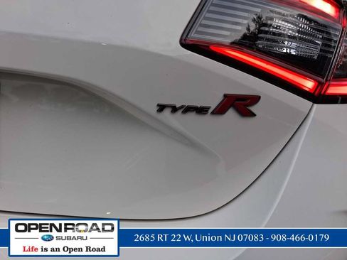 Used 2024 Honda Civic Type R image 5