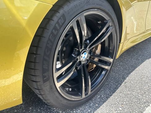 Used 2015 BMW M4 Coupe RWD image 11