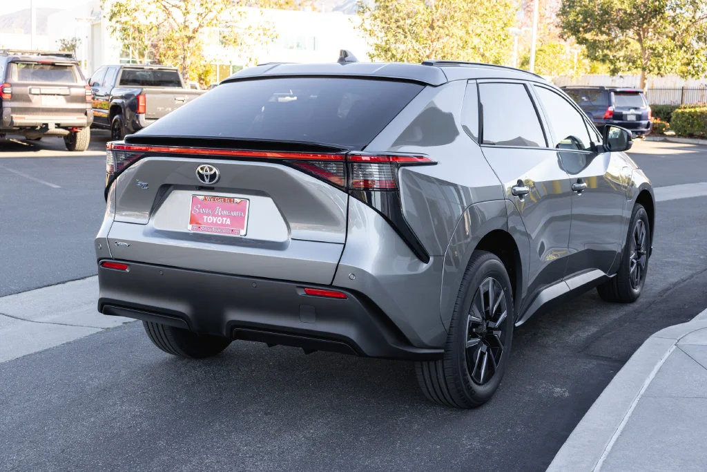 New 2027 Toyota bZ FWD image 5