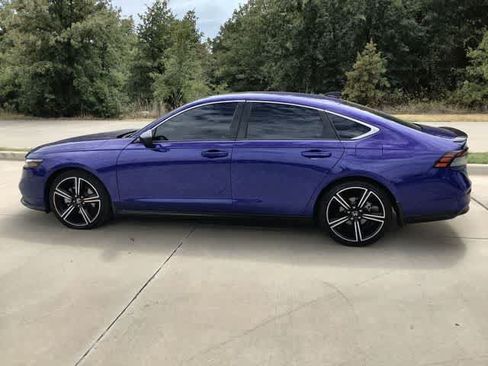 Used 2023 Honda Accord Sport image 4